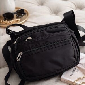 NOTAG Black Nylon Multi-Pocket Crossbody Bag | Lightweight Everyday Purse